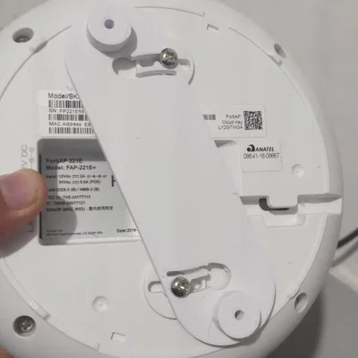 Giá treo tường FortiAP 221E-N bền đẹp - Tự in 3D đơn giản