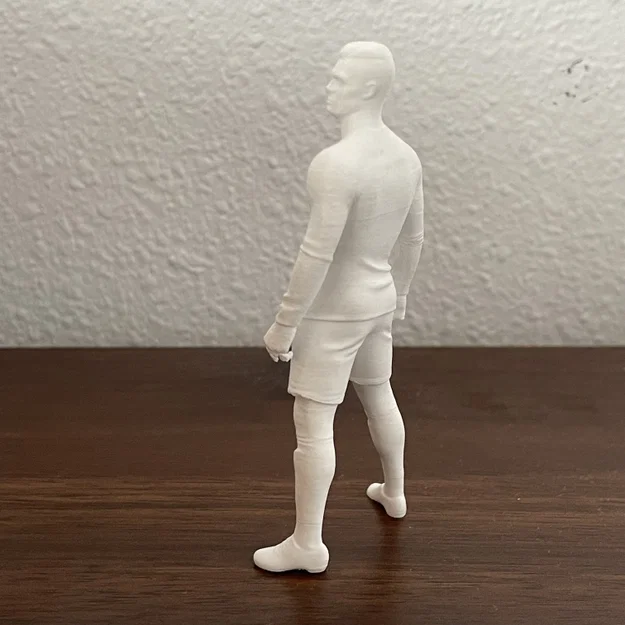 Mô hình in 3D Cristiano Ronaldo - Tượng CR7 để bàn độc đáo - Image 4