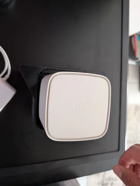 Giá treo tường tối ưu cho Huawei 5G CPE Pro 2 - Image 5