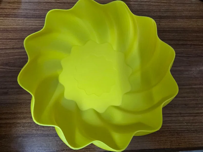 Bình/Tô Trái Cây Xoắn Ốc (254 mm) - Image 1