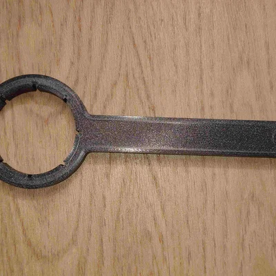 Dụng cụ mở can 58 mm (Canister opener)
