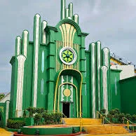 Mô hình tòa lâu đài Emerald City từ Wizard of Oz