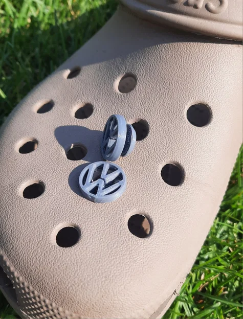 Nút trang trí logo Volkswagen (Jibbitz) cho giày Crocs cực chất - Image 1