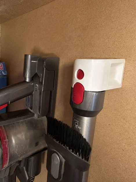 Giá treo tường phụ kiện máy hút bụi Dyson cực gọn gàng - Image 2