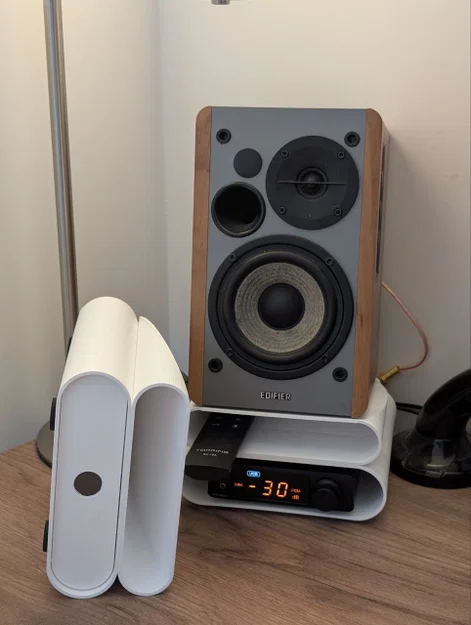 Chân đế loa thông minh kết hợp ngăn chứa DAC cực gọn gàng - Image 1