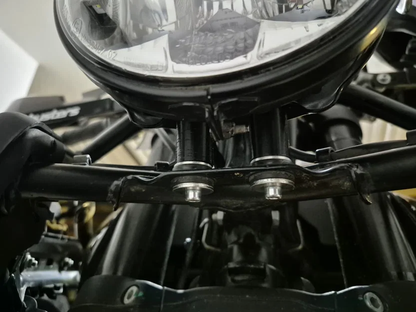 Bộ chuyển đổi (Adapter) nâng cao đèn pha cho Royal Enfield Himalayan 450 - Image 2