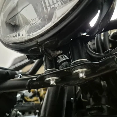 Bộ chuyển đổi (Adapter) nâng cao đèn pha cho Royal Enfield Himalayan 450