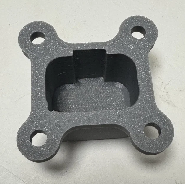 Nắp che cổng kết nối PTC cho pin Nissan Leaf - Image 1