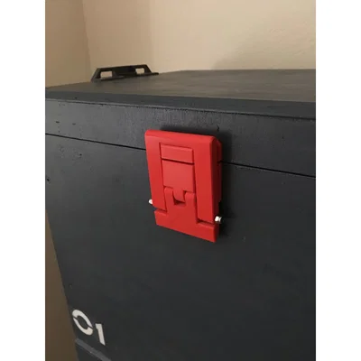 Khóa/kẹp cho thùng đựng đồ (Toolbox clasp/clip)
