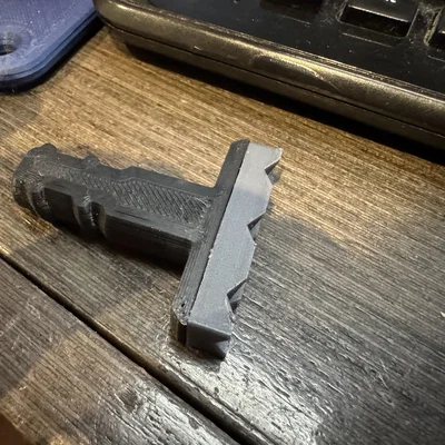 Bộ kẹp giữ bo mạch (TPU Gripper) kết hợp PLA và TPU
