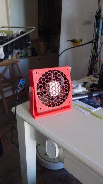 Quạt để bàn 120mm tự chế (DIY) - Image 1