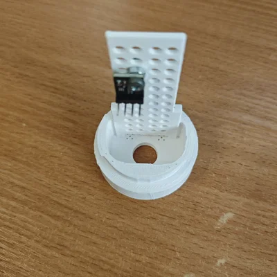 Đế gắn cảm biến đa năng kèm tấm lưới tản nhiệt và lỗ cáp PG-7