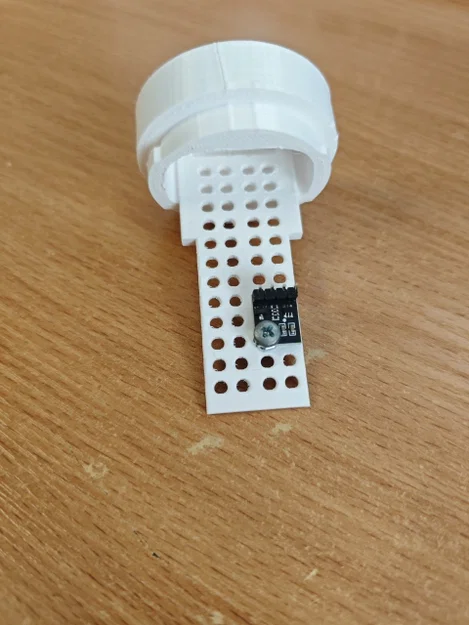 Đế gắn cảm biến đa năng kèm tấm lưới tản nhiệt và lỗ cáp PG-7 - Image 2