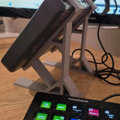 Giá đỡ Yolobox Ultra 3D - Phụ kiện không thể thiếu cho Streamer