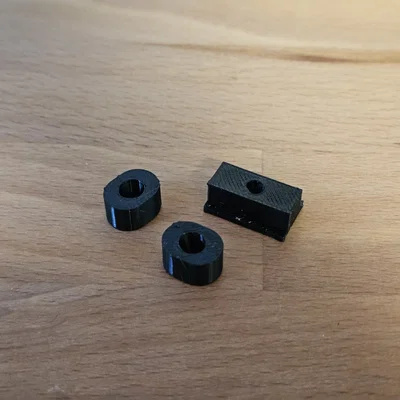 Bạc đạn (Bushing) và giá đỡ motor cho máy may Singer Futura