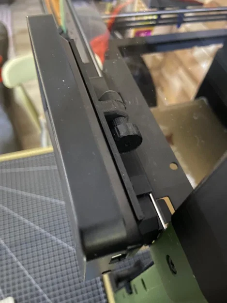 Ngàm chỉnh độ nghiêng màn hình cho Flashforge AD5X (dùng với enclosure) - Image 3