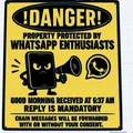 Bảng hiệu trang trí độc đáo cho tín đồ nghiện WhatsApp - Thumbnail 2