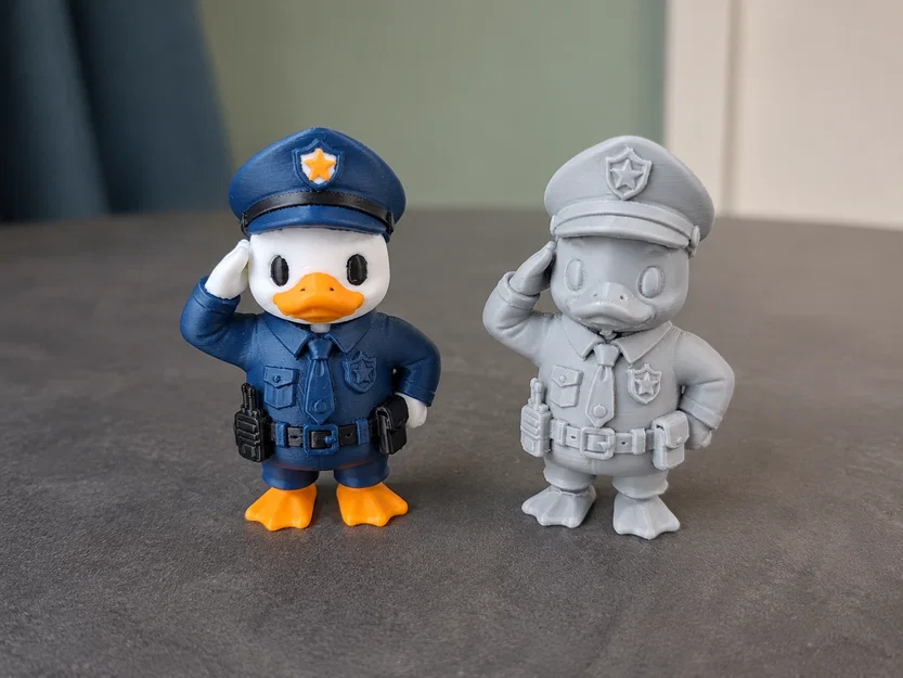 Mô hình chú vịt cảnh sát Officer Quackers - Image 5
