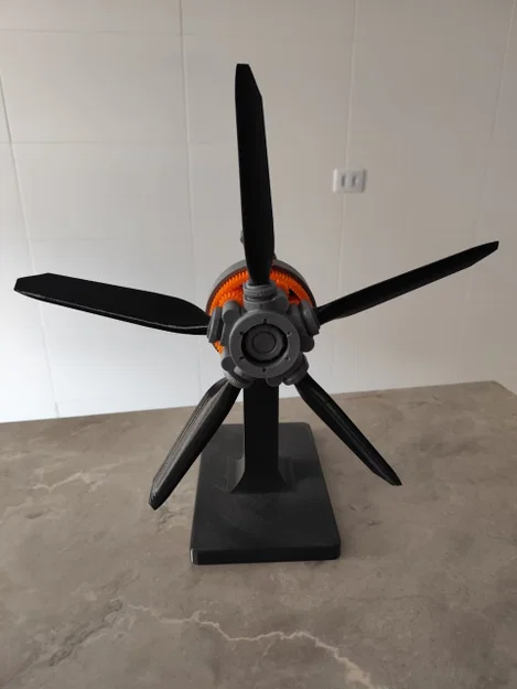 Cơ chế cánh quạt bước biến đổi cải tiến kèm đế trưng bày - Image 4