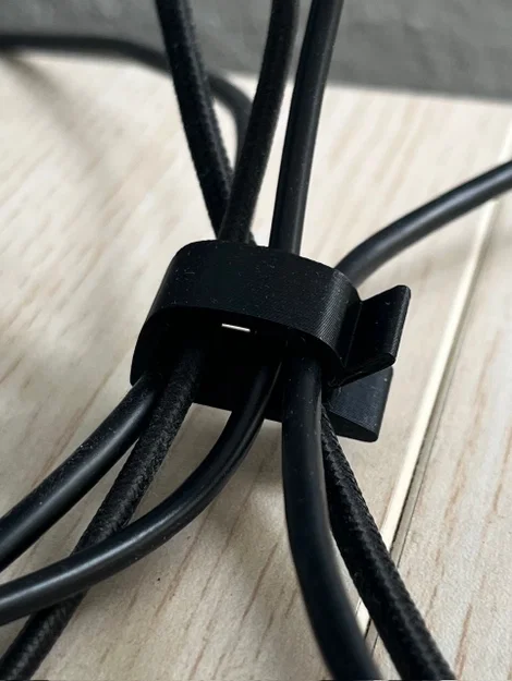 Kẹp giữ dây cáp (Cable Clip) - Image 1