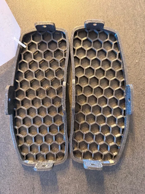 Lưới thông gió FXRT Fairing Vent Screen - Image 1