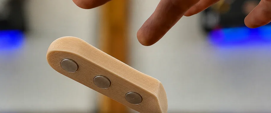 Mô hình tập luyện Fingerboard Kickflipper in 3D độc đáo - Image 1
