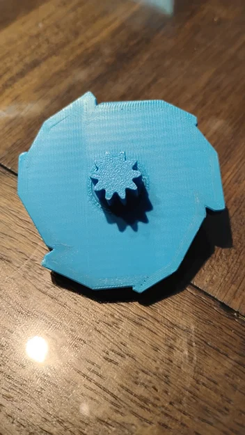Beyblade: Tự thiết kế và chế tạo con quay chiến đấu 3D - Image 1