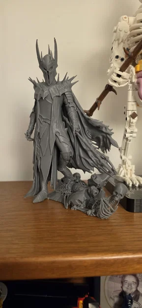 Mô hình Sauron cầm chùy cực ngầu - Tượng 3D Lord of the Rings - Image 1