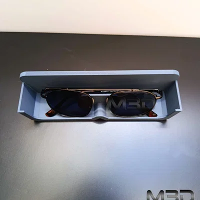 Giá đỡ kính Basic Glasses Stand