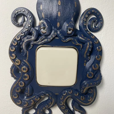 Ốp Công Tắc Trang Trí Hình Con Kraken
