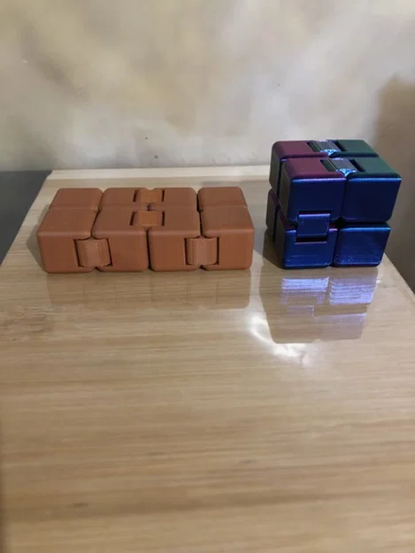 Fidget Cube - Đồ chơi xả stress độc đáo - Image 1
