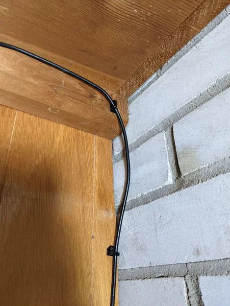 Kẹp giữ dây cáp nhỏ gọn (Small Cable Clip) - Image 4