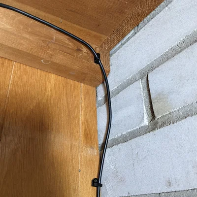 Kẹp giữ dây cáp nhỏ gọn (Small Cable Clip)
