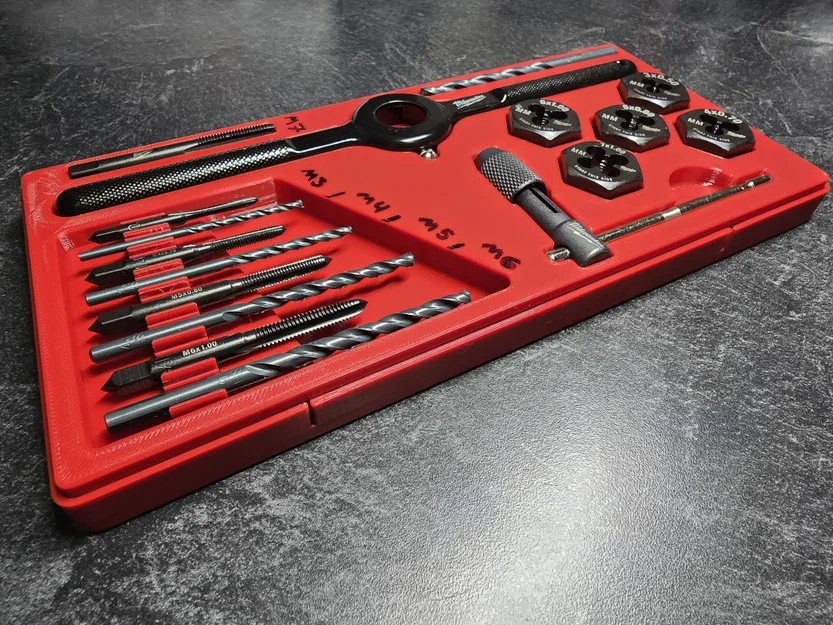 Hộp đựng bộ dụng cụ Milwaukee Metric Tap and Die Set - Image 1