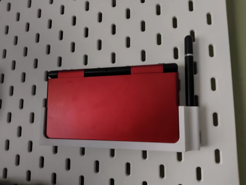 Giá treo tường Anbernic RG DS kèm khe cắm bút Stylus cho bảng Skadis - Image 1