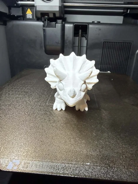 Mô hình khủng long Triceratops Chibi dễ thương – Chất lượng in chi tiết - Image 4