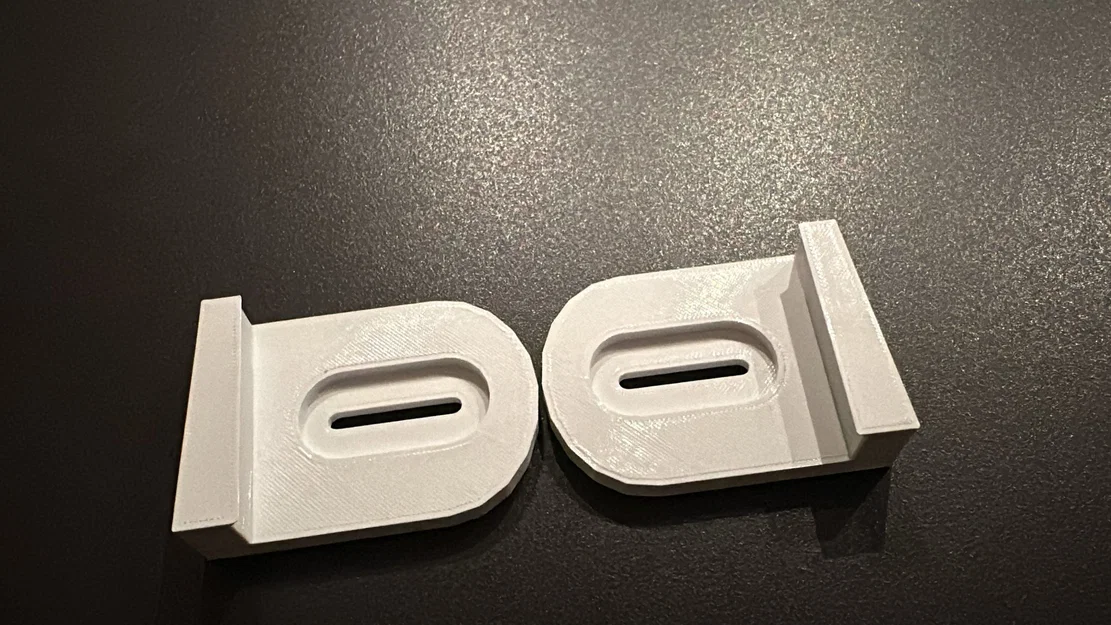 Giá treo ván trượt tuyết (Snowboard wall mount) - Image 1