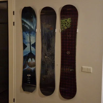 Giá treo ván trượt tuyết (Snowboard wall mount)