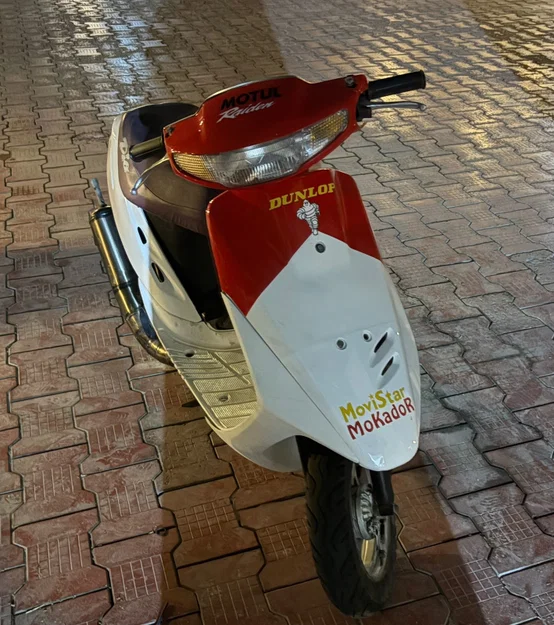 Mô hình trang trí xe tay ga Honda Dio độ phong cách thể thao - Image 1