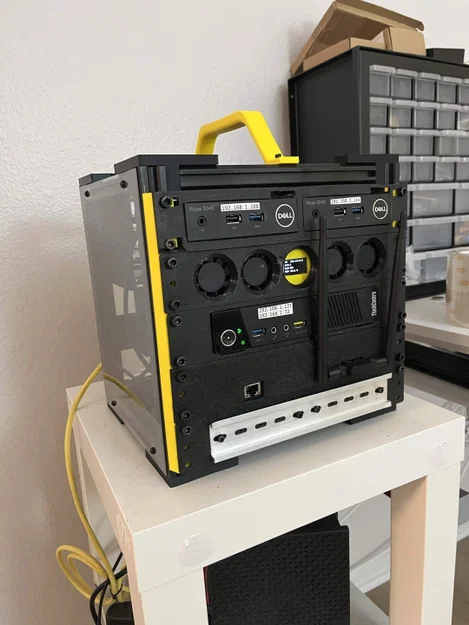 Kệ mini server rack 10 inch sử dụng nhôm định hình 2020 - Image 1