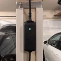 Giá treo sạc xe điện GM EV Level 1 J1772 và bộ sắp xếp dây cáp - Thumbnail 8