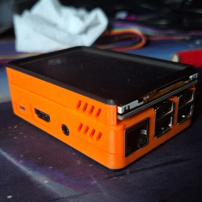Case Raspberry Pi 3B+ kèm màn hình 3.5 inch TFT