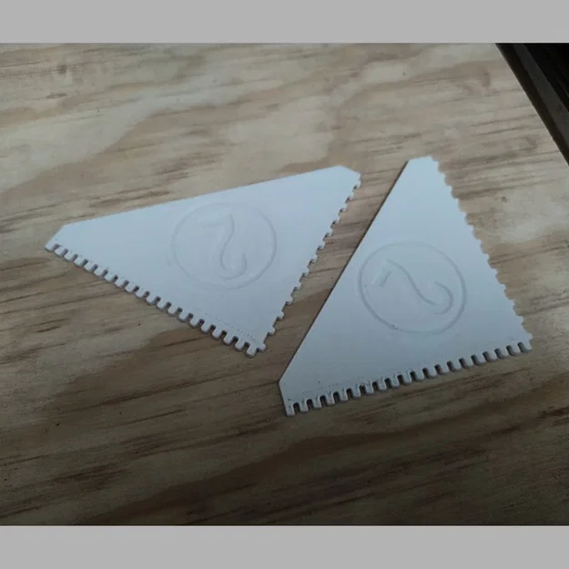 Bay Trét Keo Ba Cạnh - Dùng Cho Keo Và Nhựa Epoxy - Image 2