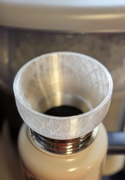 Coldest Chute - Phễu Đổ Đá Tiện Lợi Cho Bình Coldest - Image 3