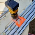 Bộ chuyển đổi DeWalt DCW600 để chạy trên ray dẫn hướng DWS5022 - Thumbnail 1