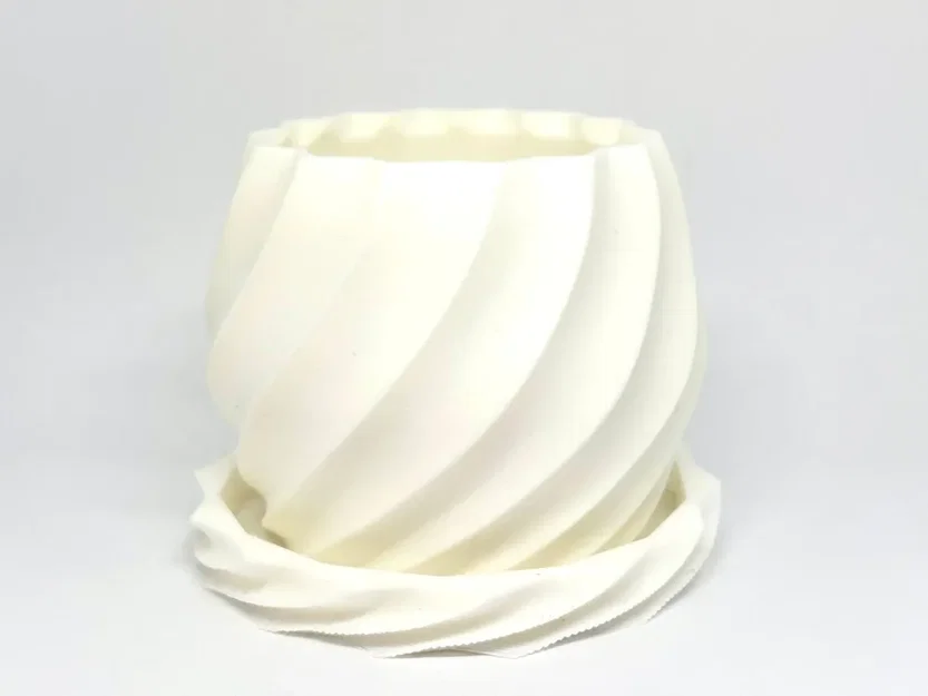 Spiral flower pot - Chậu cây xoắn ốc nghệ thuật - Image 1