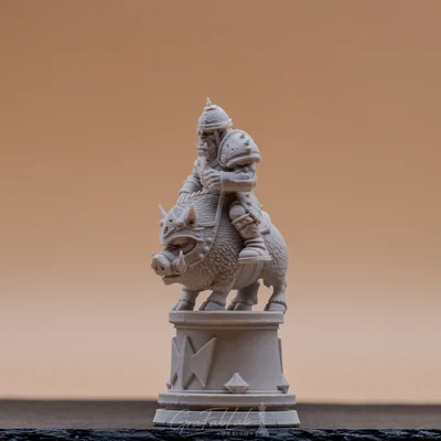 Quân Cờ "Knight" Thuộc Dòng Orc-Crown