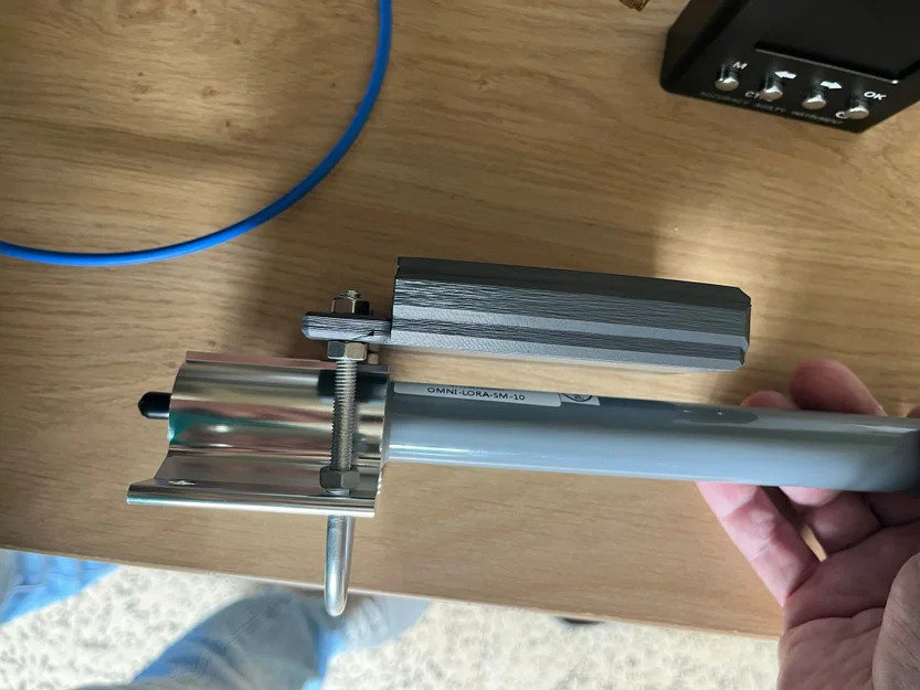 Vỏ hộp lắp cột cho Meshcore Heltec V3 - Image 3