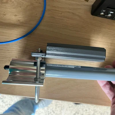 Vỏ hộp lắp cột cho Meshcore Heltec V3