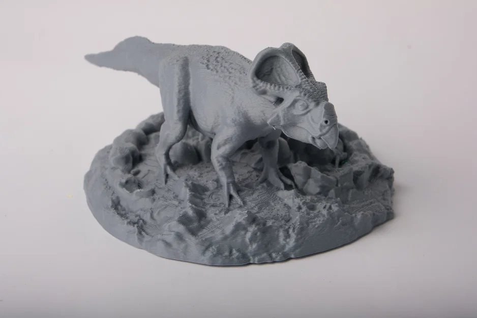 Tượng Khủng Long Có Sừng (Horned Dinosaur Sculpture) - Image 2
